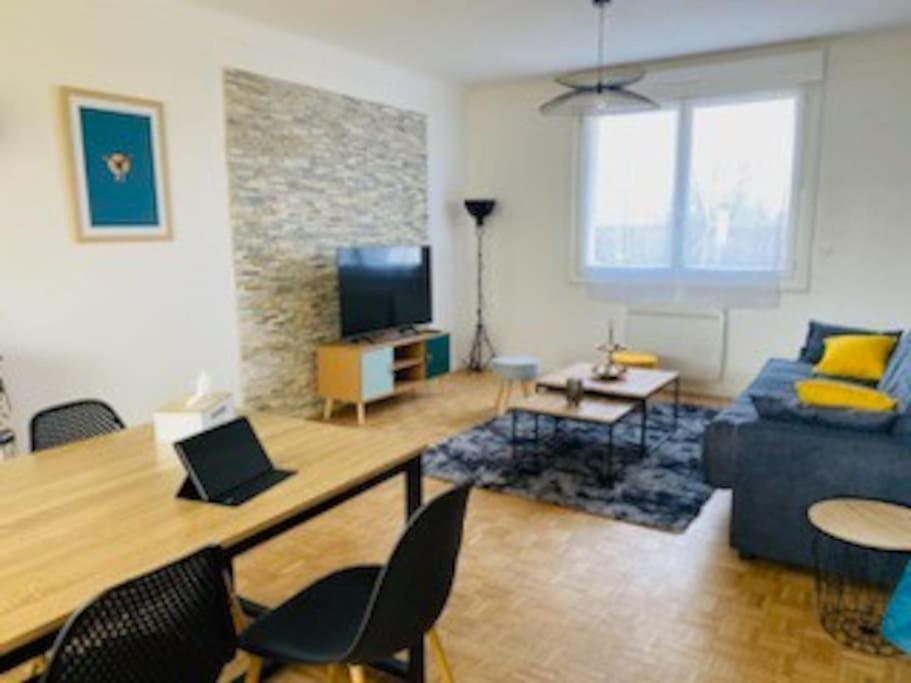 Ferienwohnung Le Bel Horizon Bessines Exterior foto